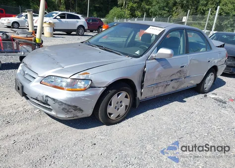 2001 Honda Accord 3.0 Lx z USA, uszkodzony, nr VIN 1HGCG16431A003724